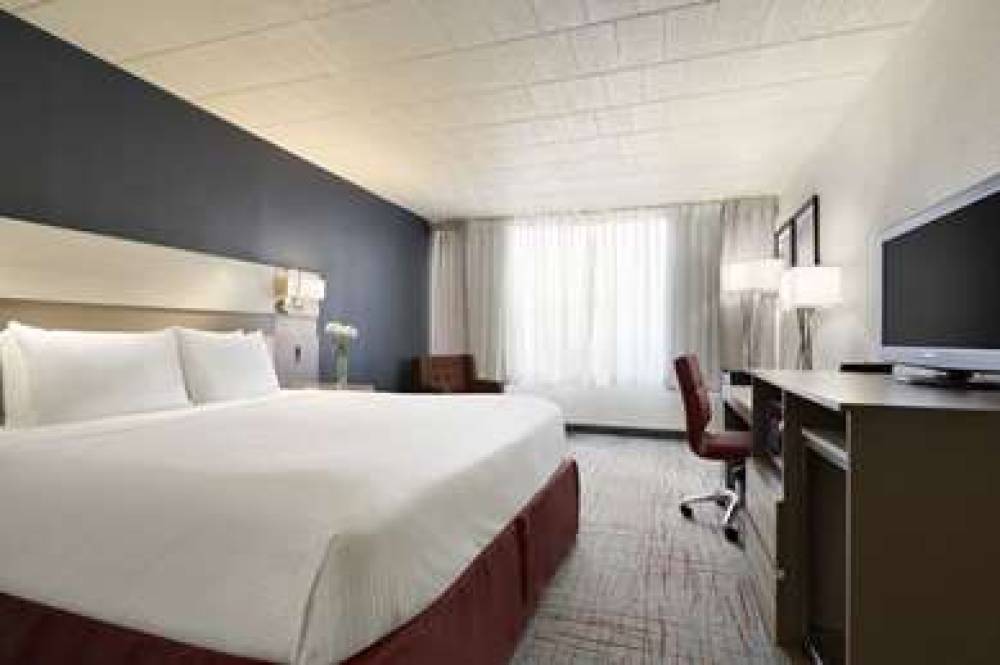 RAMADA BY WYNDHAM BEAVER FALLS 6