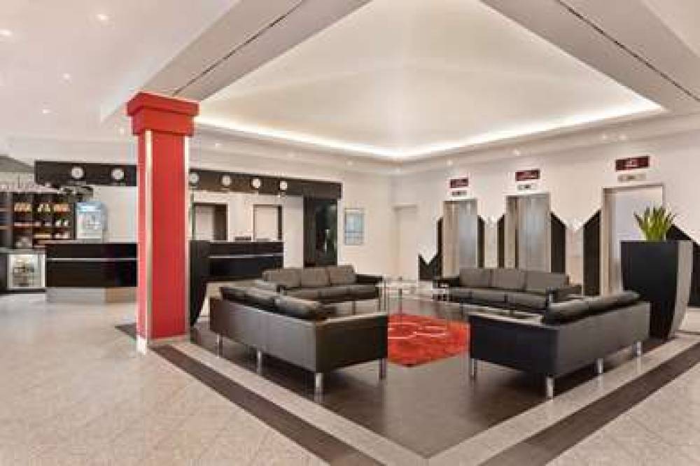 RAMADA BY WYNDHAM BOTTROP 6