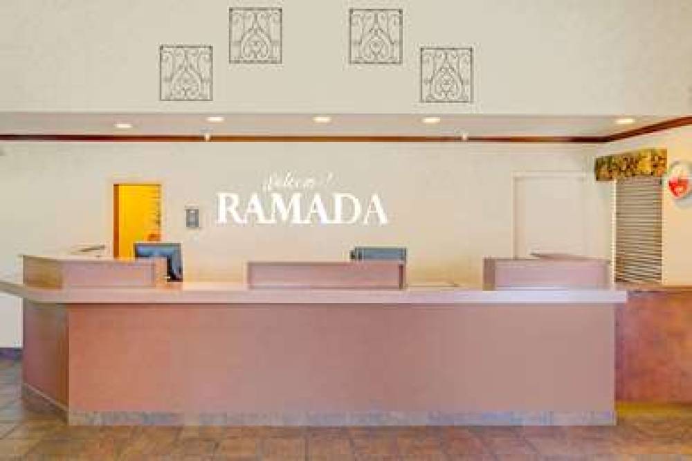 Ramada By Wyndham Draper 3