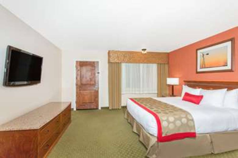 RAMADA BY WYNDHAM, ELKO HOTEL AT ST 7