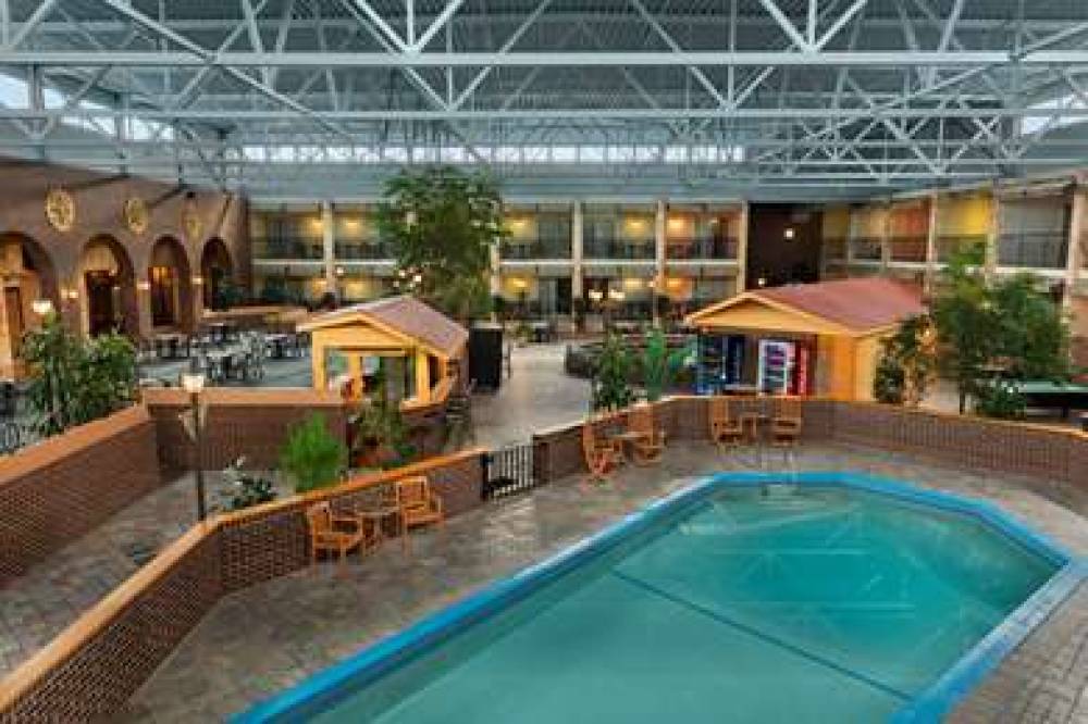 RAMADA BY WYNDHAM FREDERICTON 9