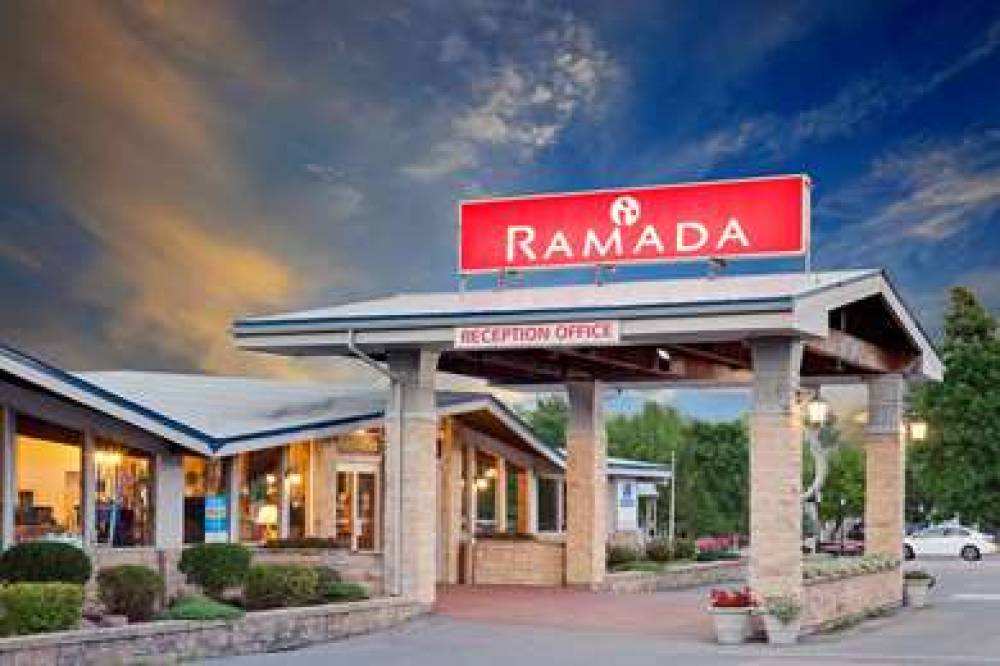 Ramada By Wyndham Gananoque Provincial Inn 1