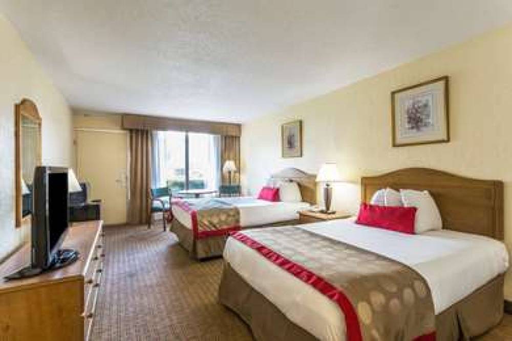 Ramada By Wyndham Houma 8