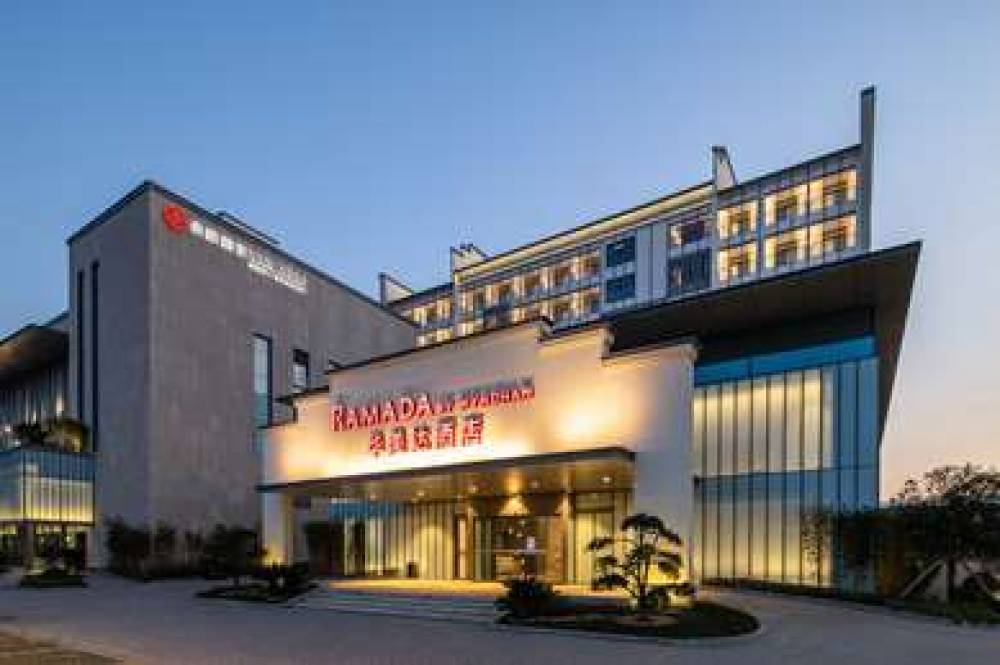 RAMADA BY WYNDHAM HUANGSHAN NORTH 1