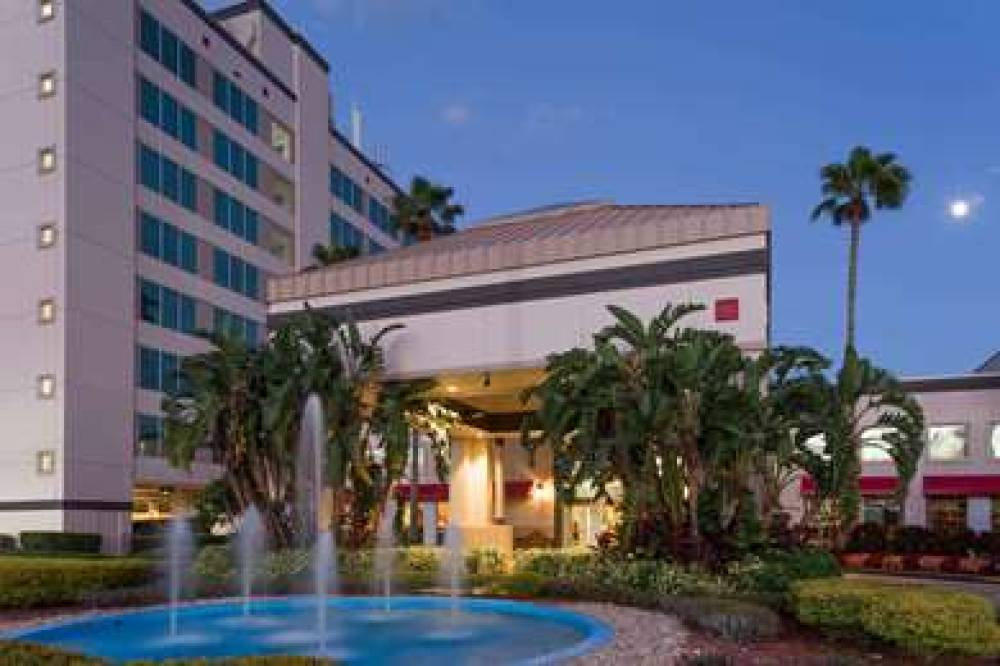 Ramada By Wyndham Kissimmee Gateway 2