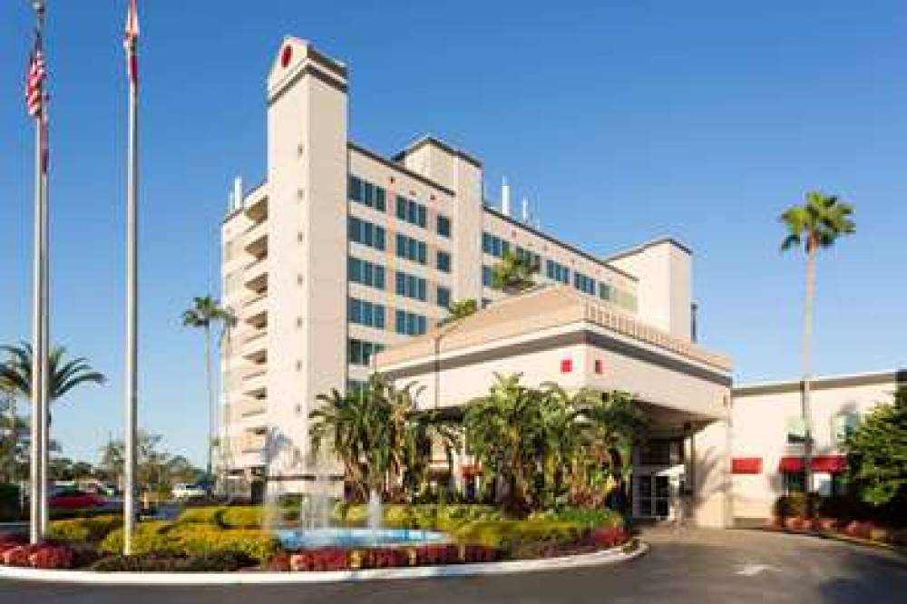 Ramada By Wyndham Kissimmee Gateway 1