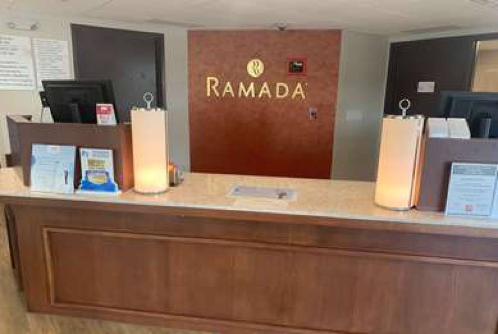 RAMADA BY WYNDHAM MINNEAPOLIS GOLDE 5