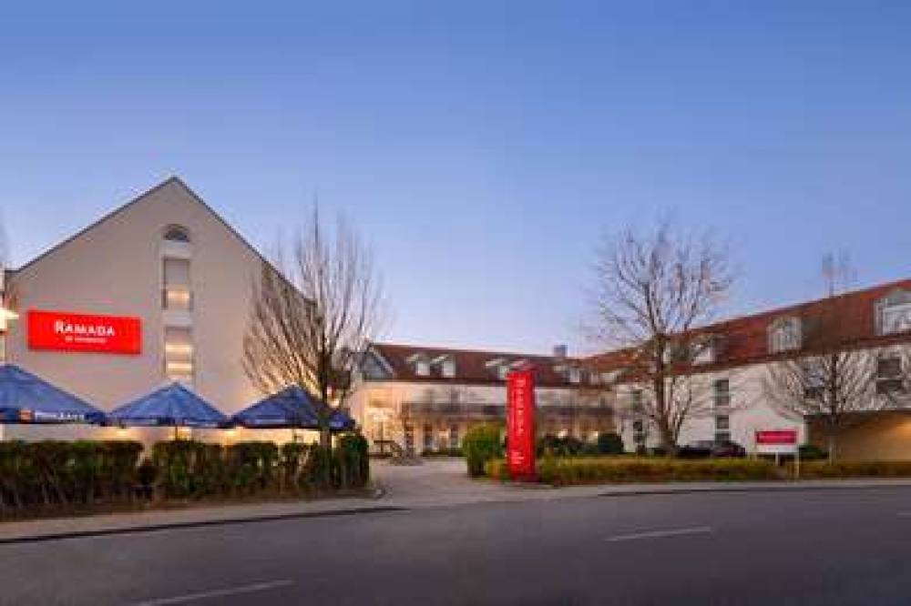 RAMADA BY WYNDHAM MUENCHEN AIRPORT 1