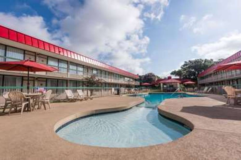 Ramada By Wyndham New Braunfels 3