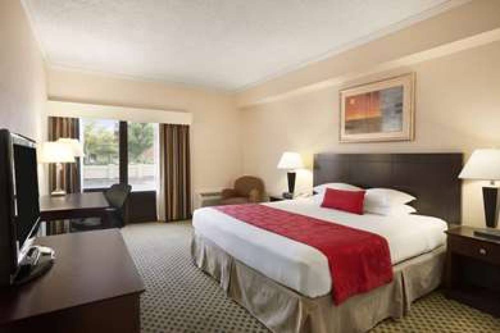 Ramada By Wyndham Newark/Wilmington 7