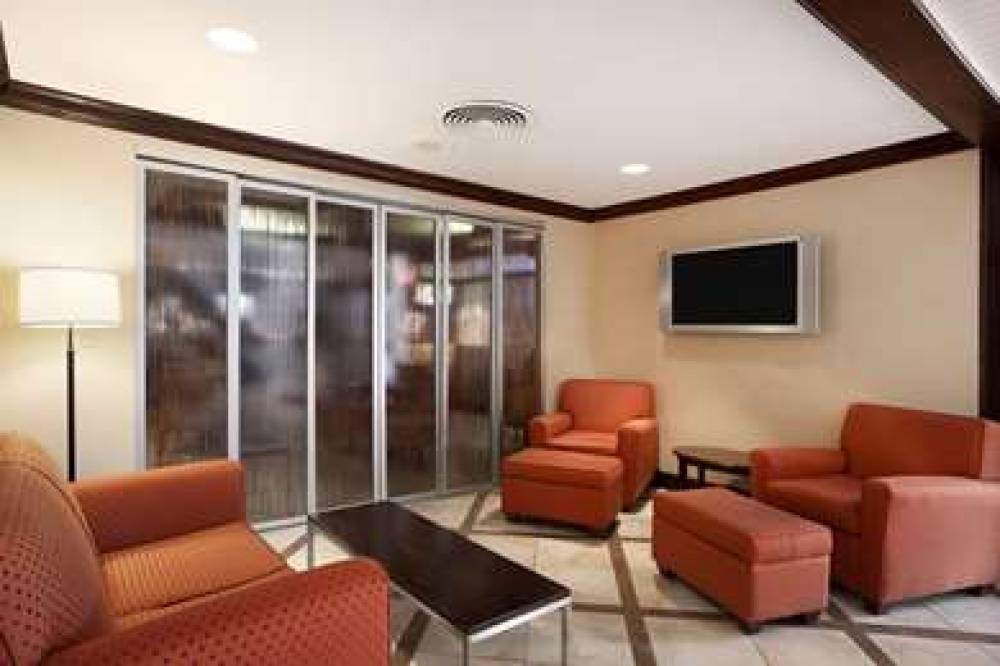 Ramada By Wyndham Newark/Wilmington 3