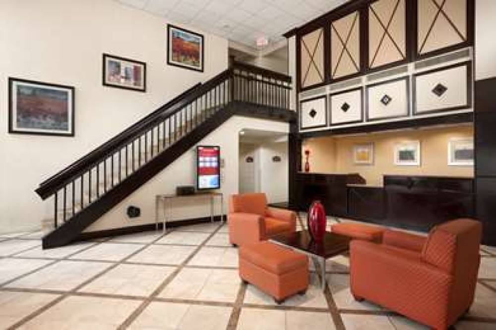 Ramada By Wyndham Newark/Wilmington 4