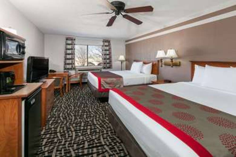 Ramada By Wyndham Oklahoma City Airport North 9