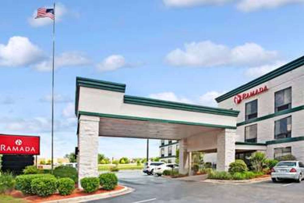 Ramada By Wyndham Pearl/Jackson Airport 1