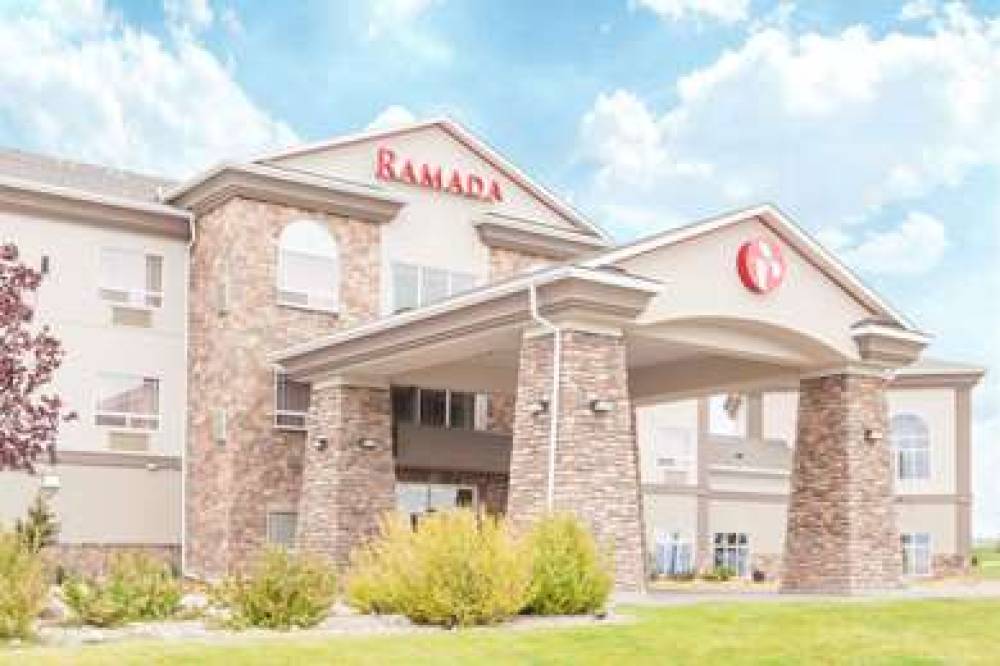 Ramada By Wyndham Pincher Creek 1