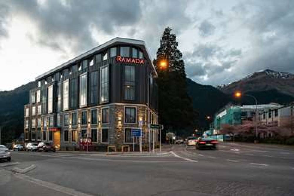 Ramada By Wyndham Queenstown Centra