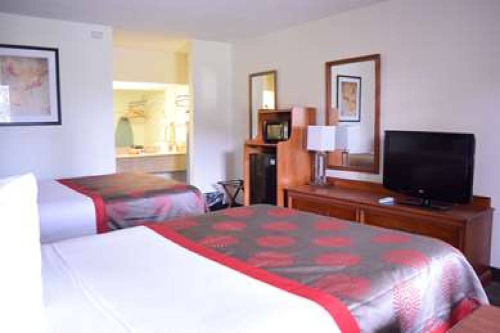 RAMADA BY WYNDHAM SAVANNAH GATEWAY 6