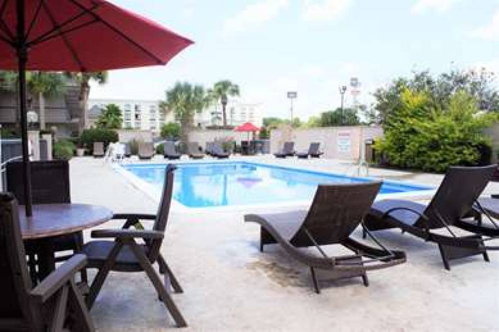 RAMADA BY WYNDHAM SAVANNAH GATEWAY 4