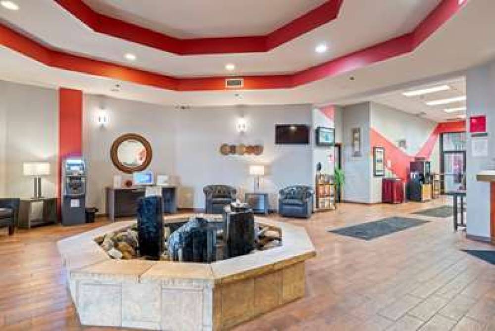 Ramada By Wyndham Sioux Falls Airport-Waterpark & Event Ctr 5