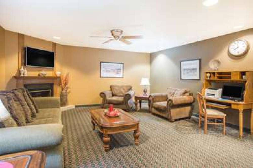 Ramada By Wyndham Spirit Lake/Okoboji 4