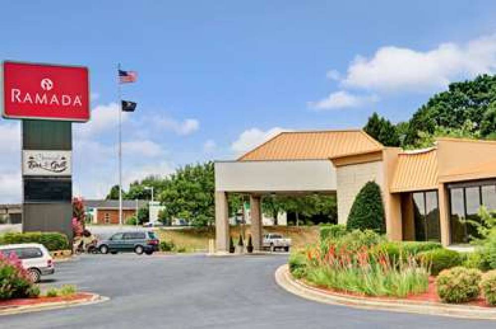 Ramada By Wyndham Statesville 2