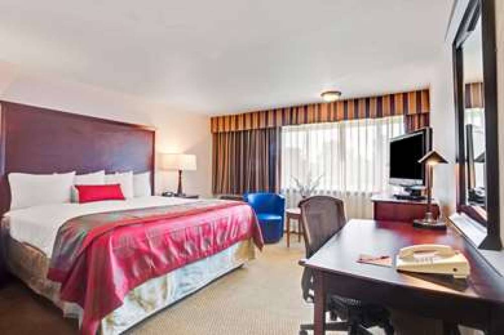 Ramada By Wyndham Tukwila Southcenter 7