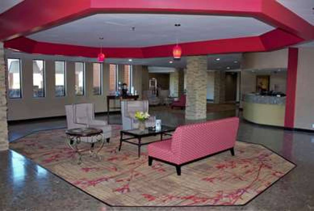 RAMADA BY WYNDHAM WENTZVILLE 3