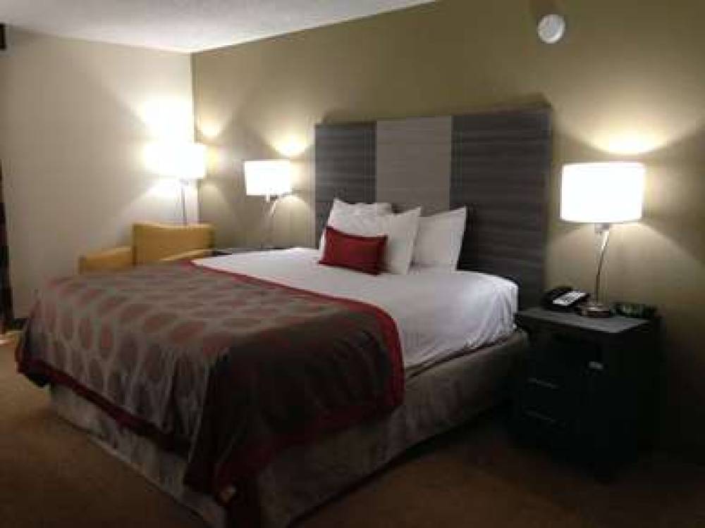 RAMADA BY WYNDHAM WENTZVILLE 7