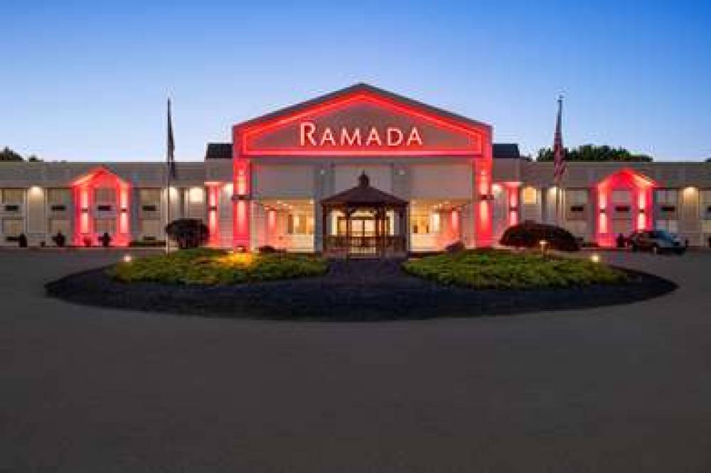 Ramada By Wyndham Whitehall/Allentown