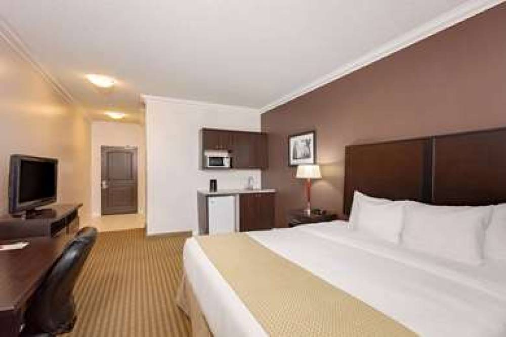 Ramada Cold Lake 4