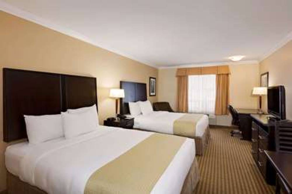 Ramada Cold Lake 6