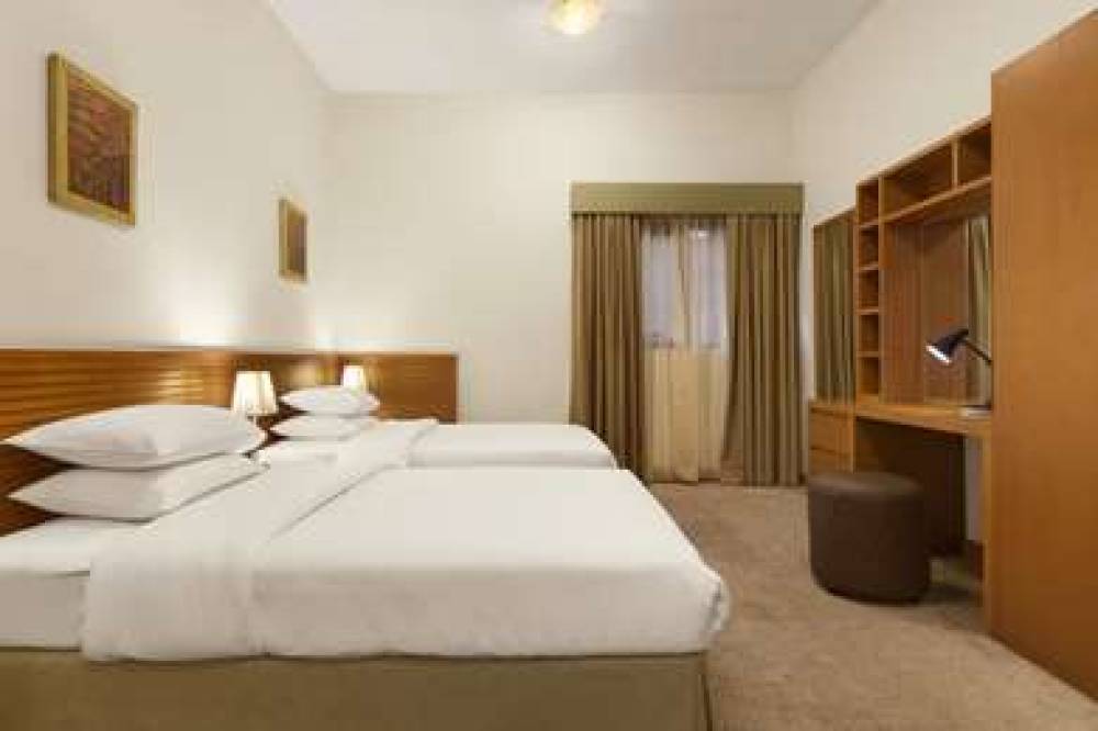 Ramada Hotel And Suites Ajman 9