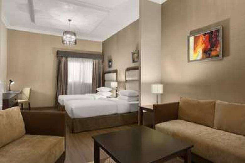 Ramada Hotel And Suites Ajman 10