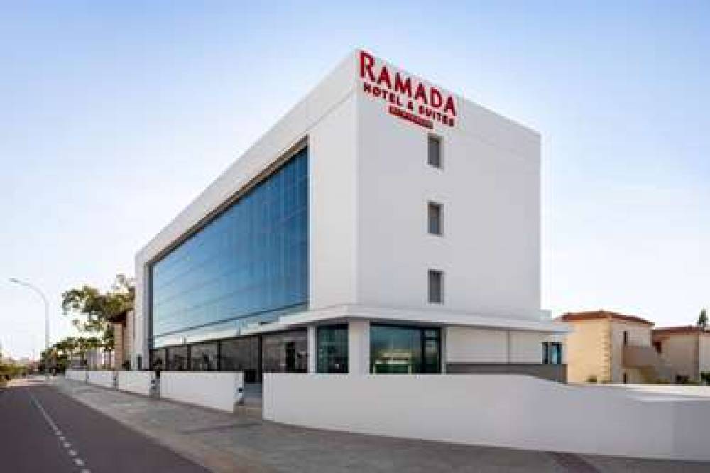 RAMADA HOTEL & SUITES BY WYNDHAM AY 4