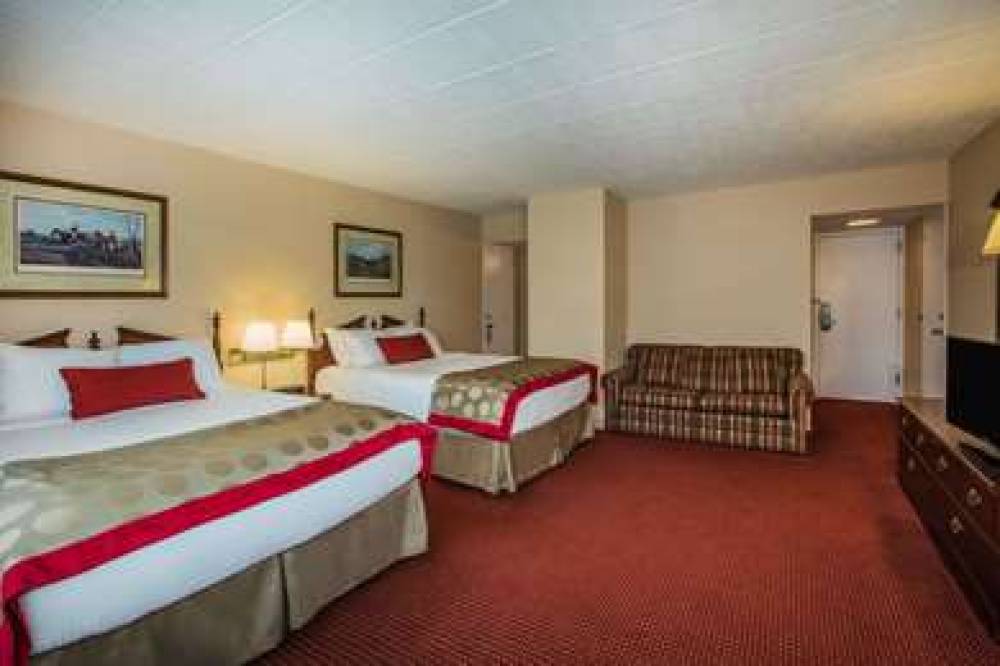 Ramada Ligonier 10