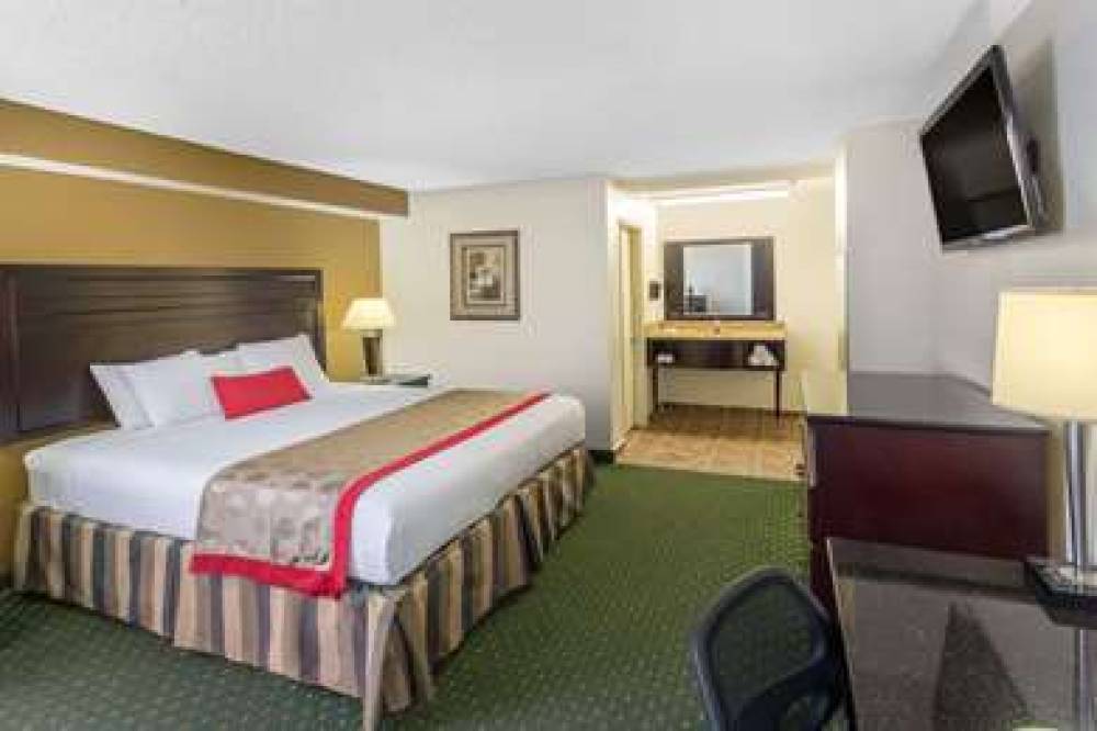 Ramada Ontario 10