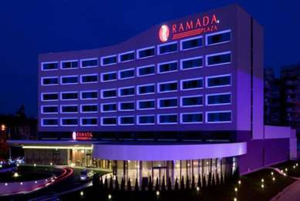 Ramada Plaza By Wyndham Craiova