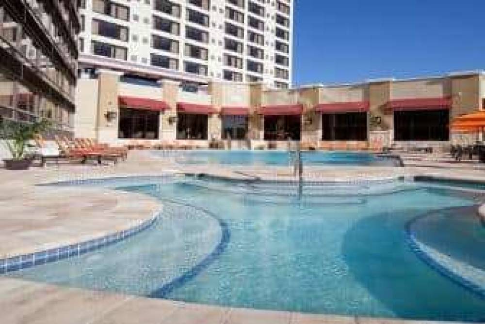 Ramada Plaza By Wyndham Orlando Resort & Suites Intl Drive 9