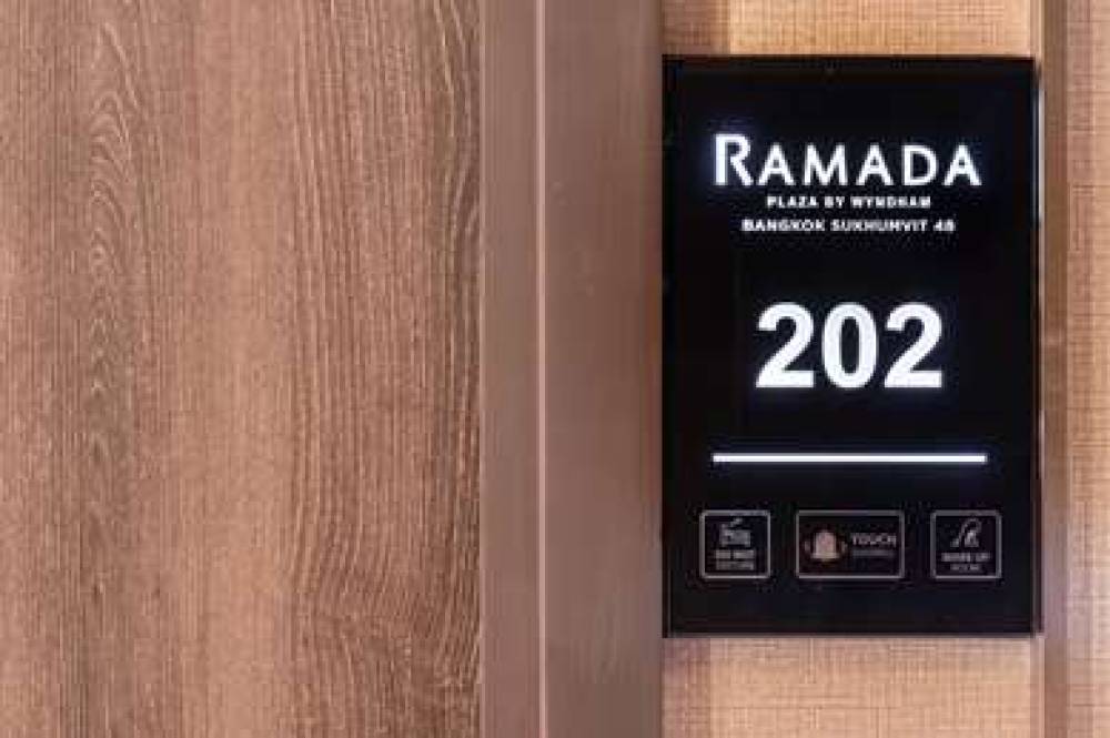 RAMADA PLAZA BY WYNDHAM S 10