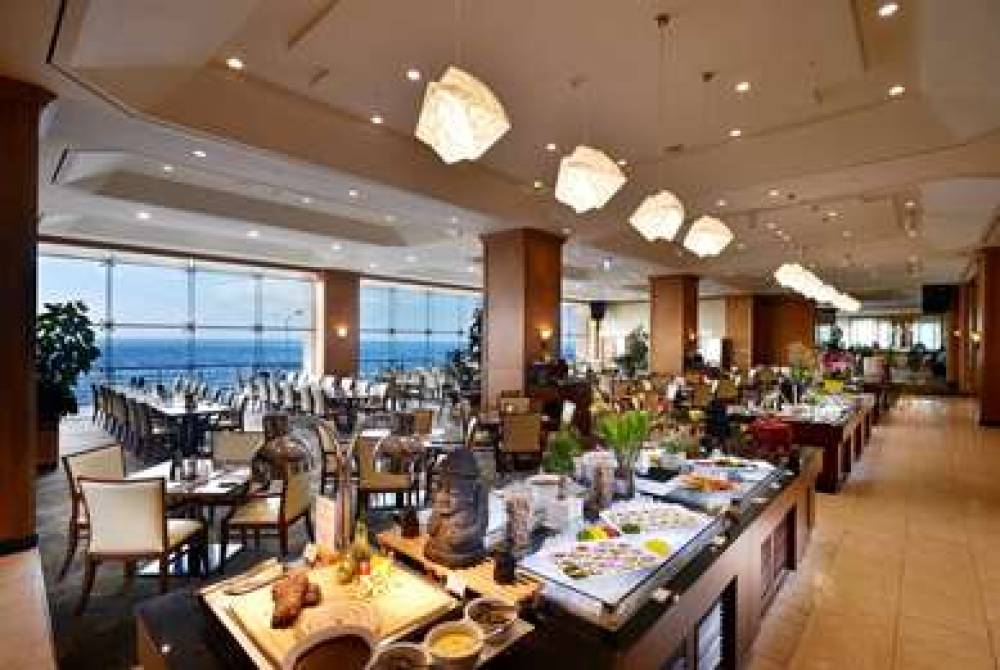 Ramada Plaza Jeju Ocean Front 3