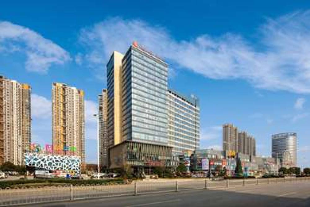 RAMADA PLAZA XIANGYANG XIANGZH 1