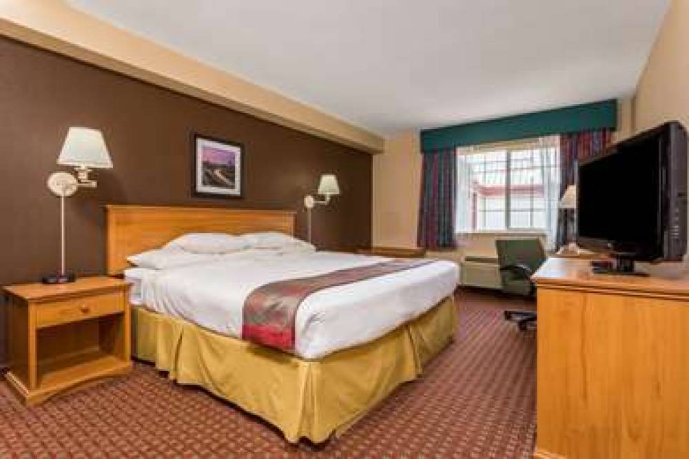 Ramada Portland 7