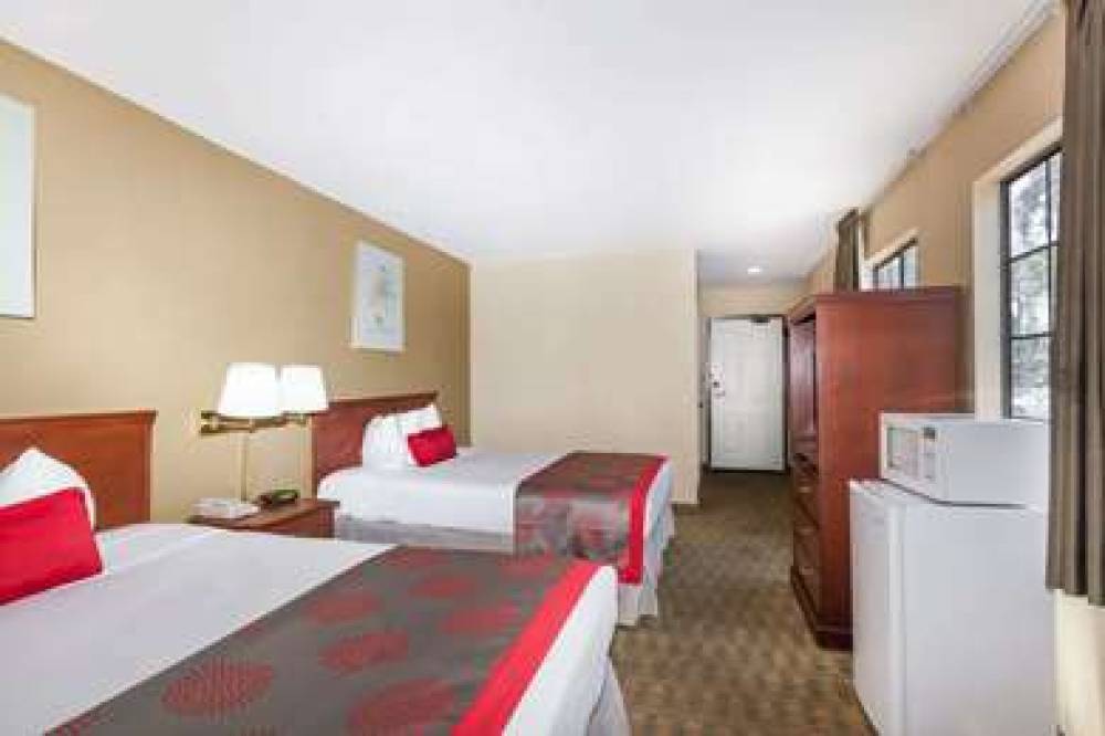 Ramada Poway 10