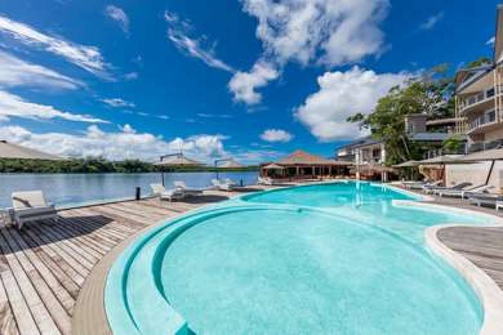 RAMADA RESORT BY WYNDHAM PORT VILA 3