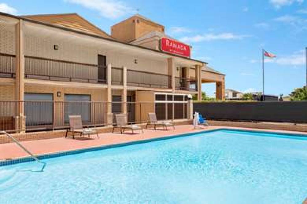 Ramada San Antonio/Near SeaWorld 5