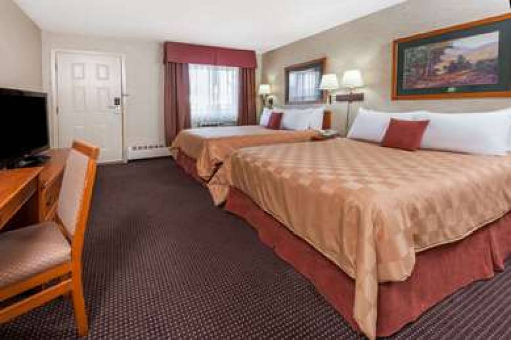 Ramada Stony Plain Hotel & Suites 6