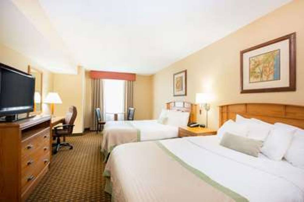 Ramada Tropics Resort / Conference Center Des Moines 9