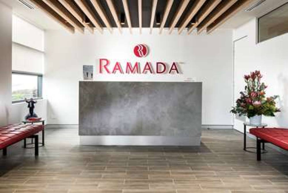 RAMADA VETROBLU SCARBOROUGH BEACH 10