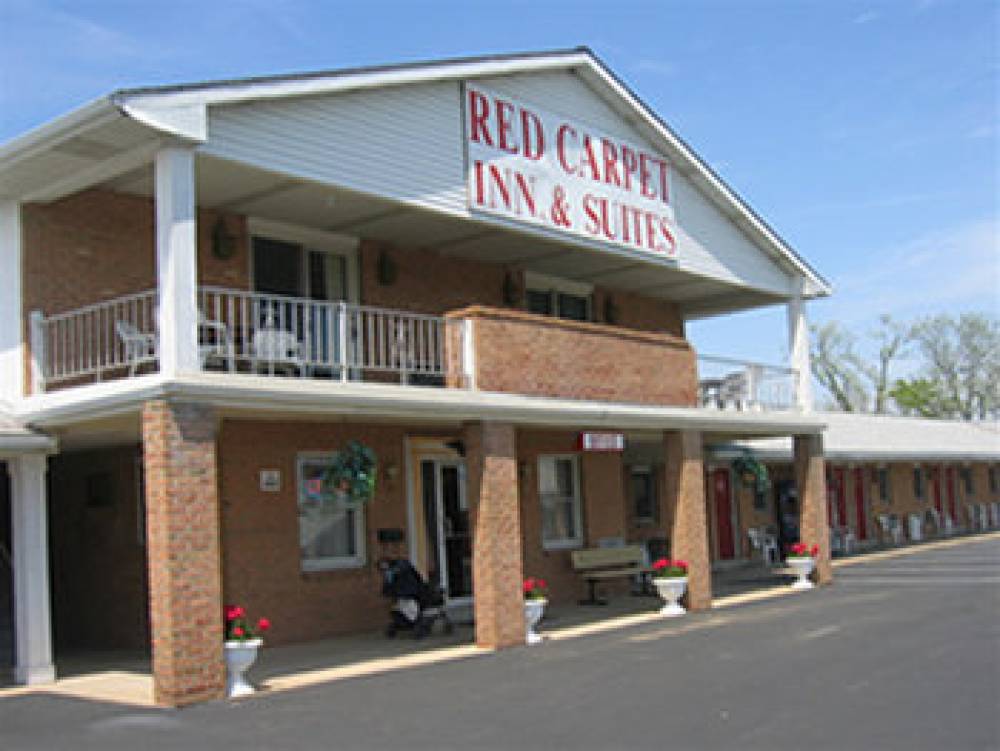 RED CARPET INN AND SUITES 1