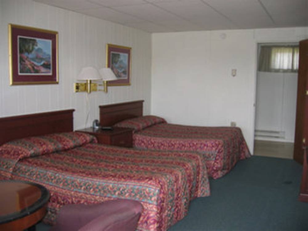 RED CARPET INN AND SUITES 9